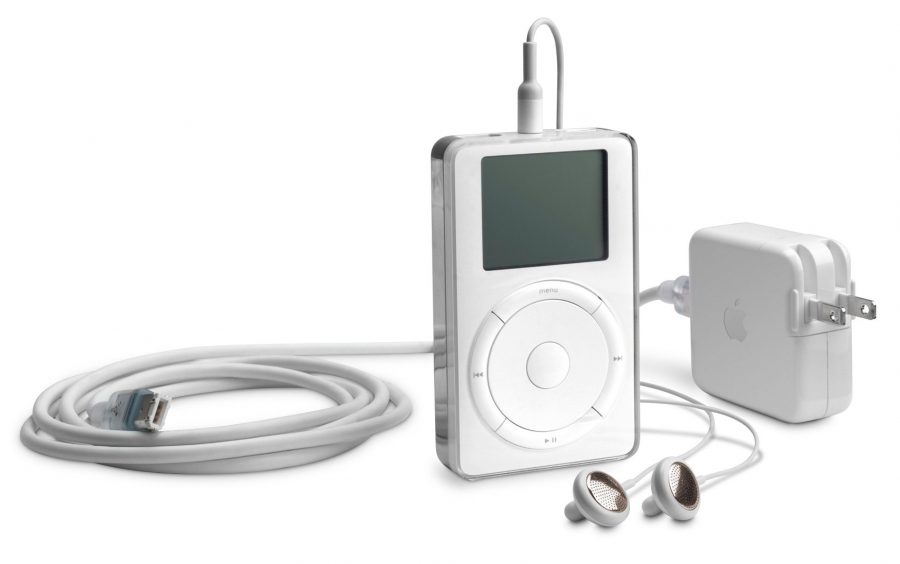 Самый первый Apple iPod уже не имел съемного аккумулятора