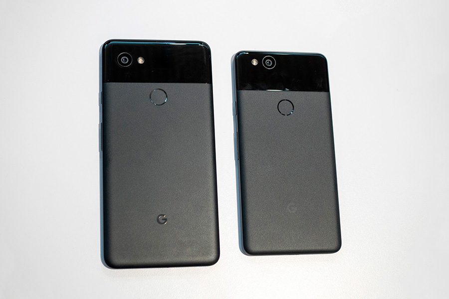 Для сравнения: Google Pixel 2 и Pixel 2 XL