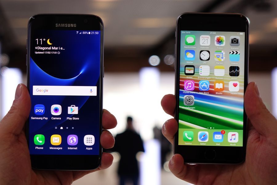 Galaxy-S7-vs-iPhone-7.jpg
