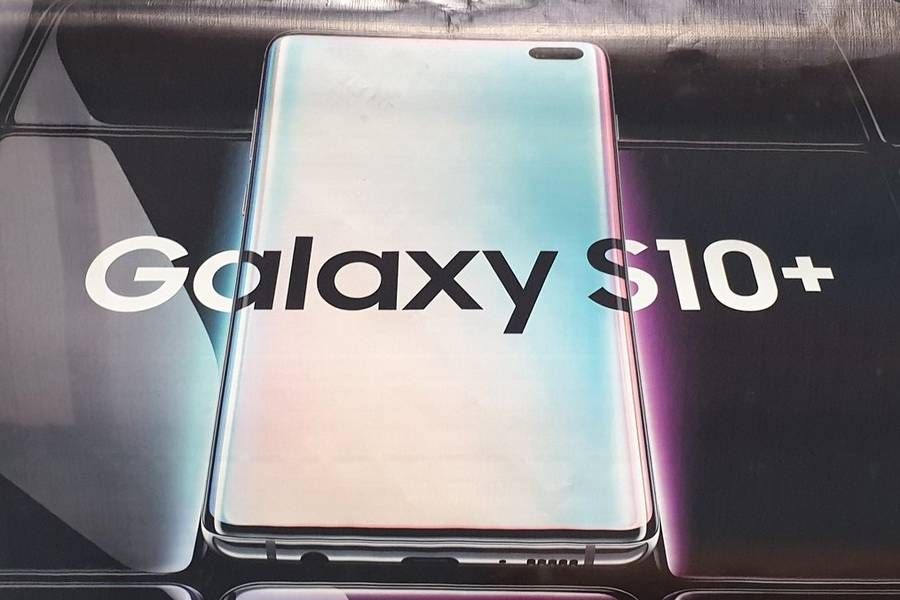 Samsung-Galaxy-S10-Unpacked.jpg